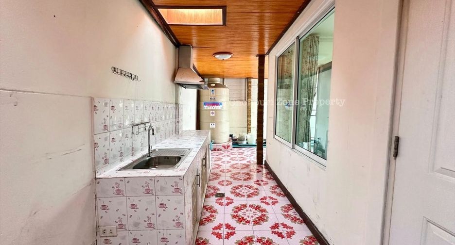 For rent 3 bedrooms house in Bang Lamung, Chonburi