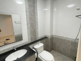 Reihenhaus zur Miete mit 3 Zimmer in Si Racha, Chonburi