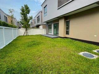 Casa en venta de 3 habitaciones en Bang Sao Thong, Samut Prakan