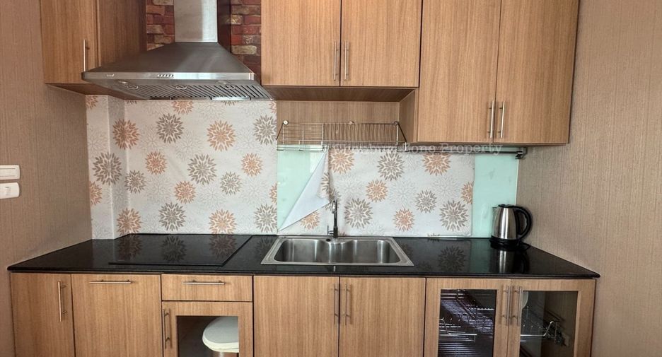 For sale 3 bedrooms house in Si Racha, Chonburi