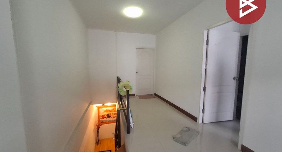 For sale 2 bedrooms townhouse in Mueang Chachoengsao, Chachoengsao