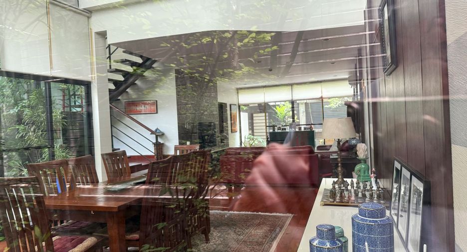出售 12 卧室 商业空间 在 Khlong Toei, 曼谷