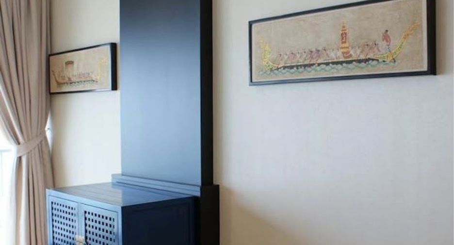 For rent 3 bedrooms condo in Khlong Toei, Bangkok