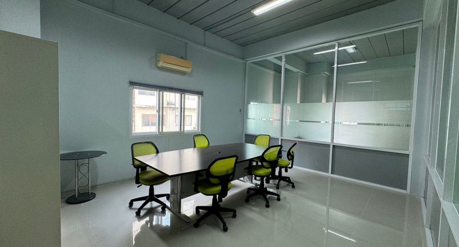 Büro zur Miete und zum Kauf mit 9 Zimmer in Mueang Chon Buri, Chonburi