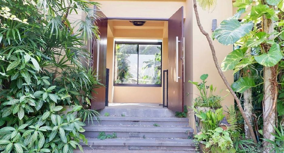 For sale 7 bedrooms house in Hang Dong, Chiang Mai