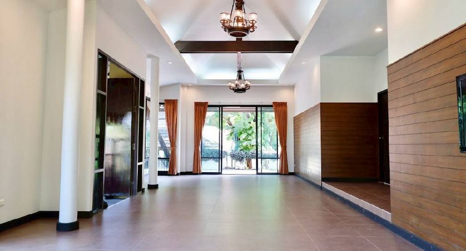 For sale 7 bedrooms house in Hang Dong, Chiang Mai