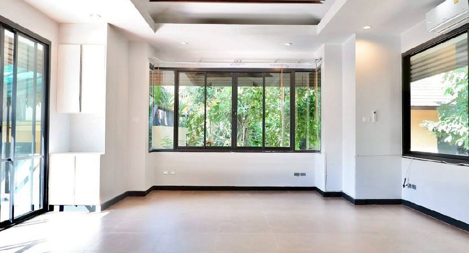 For sale 7 bedrooms house in Hang Dong, Chiang Mai