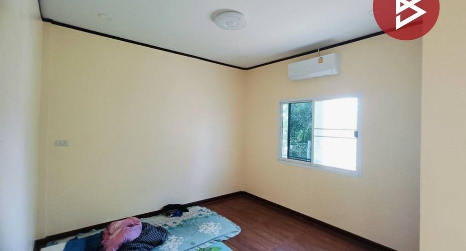 Casa en venta de 3 habitaciones en Phanat Nikhom, Chonburi