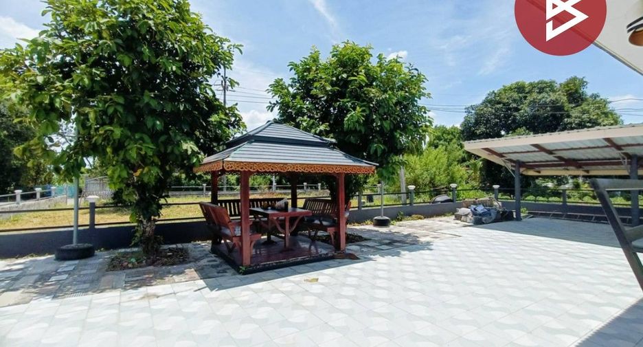Casa en venta de 3 habitaciones en Phanat Nikhom, Chonburi