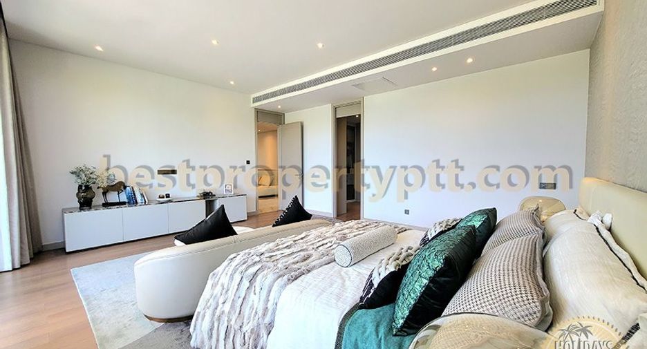 For sale 4 bedrooms villa in Bang Lamung, Chonburi
