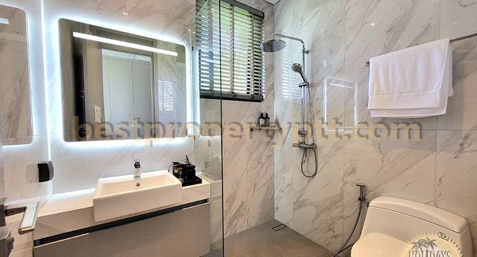 For sale 4 bedrooms villa in Bang Lamung, Chonburi