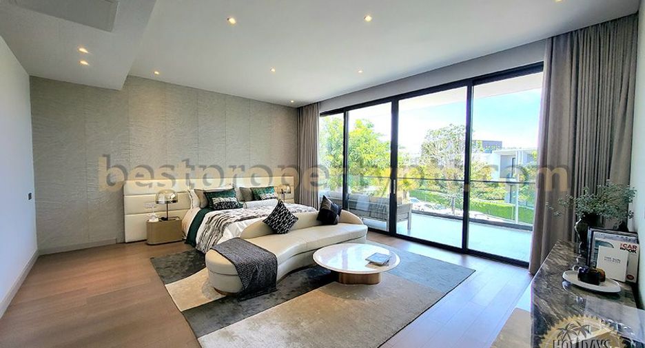 For sale 4 bedrooms villa in Bang Lamung, Chonburi