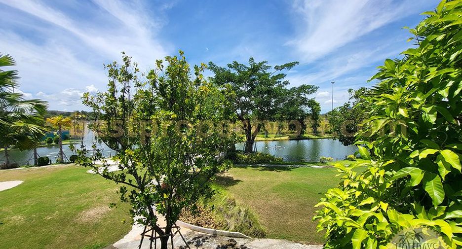 For sale 4 bedrooms villa in Bang Lamung, Chonburi