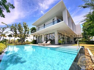 For sale 4 bedrooms villa in Bang Lamung, Chonburi