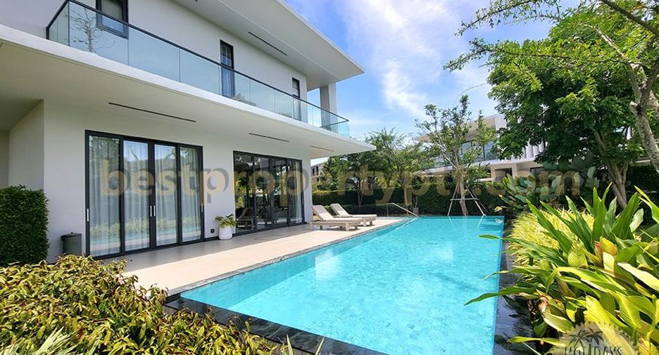 For sale 4 bedrooms villa in Bang Lamung, Chonburi
