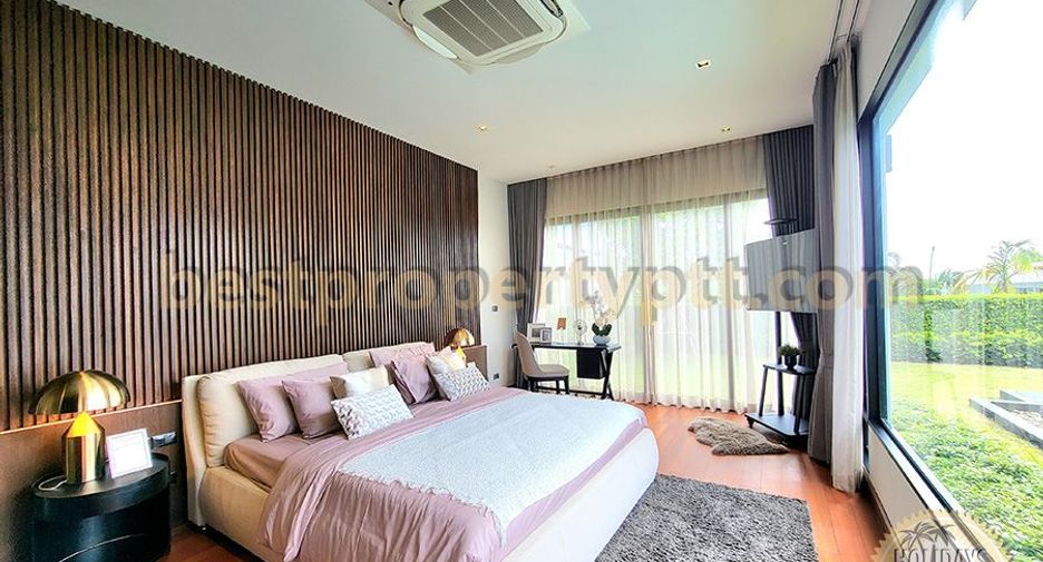 For sale 3 bedrooms villa in Bang Lamung, Chonburi