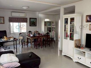 For sale 3 bedrooms house in Mueang Pathum Thani, Pathum Thani