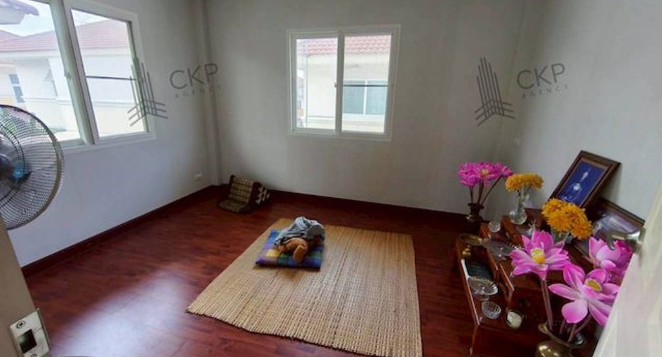 For sale 3 bedrooms house in Mueang Pathum Thani, Pathum Thani
