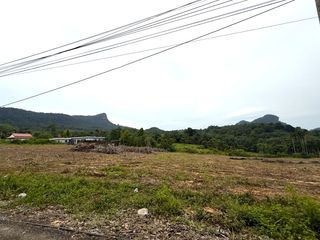 出售 土地 在 Mueang Krabi, Krabi