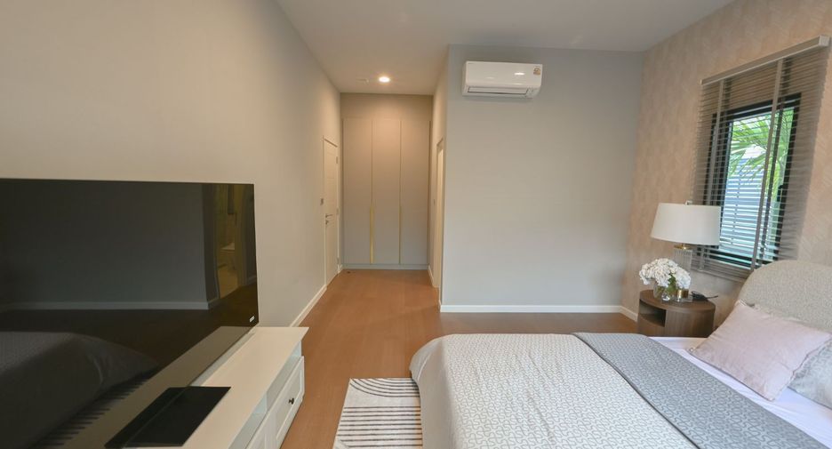 For rent and for sale 4 bedrooms house in Mueang Samut Prakan, Samut Prakan