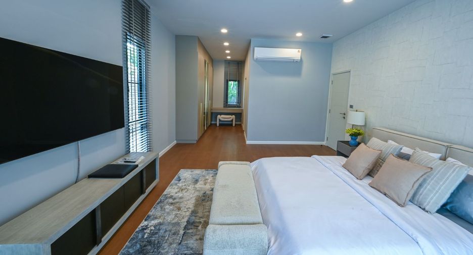 For rent and for sale 4 bedrooms house in Mueang Samut Prakan, Samut Prakan