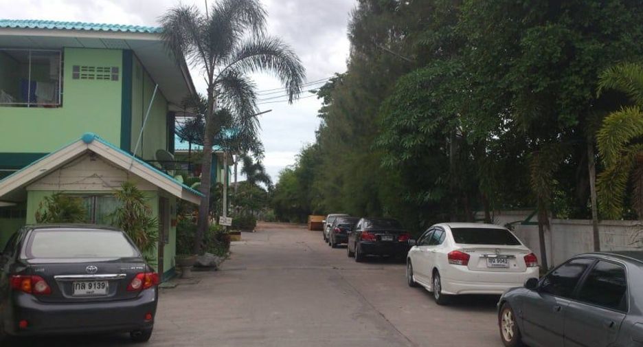 À vendre 100 chambres hôtel à Si Racha, Chonburi