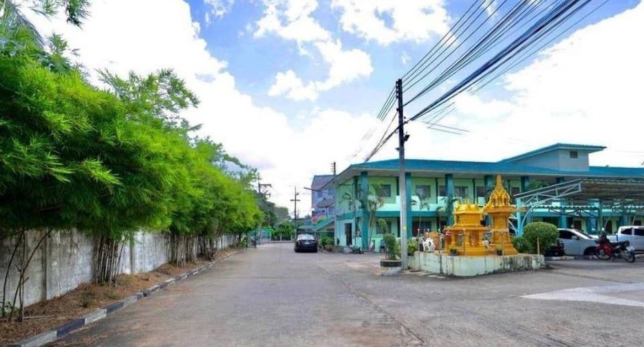 À vendre 100 chambres hôtel à Si Racha, Chonburi