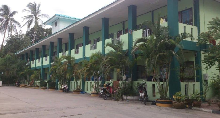 À vendre 100 chambres hôtel à Si Racha, Chonburi