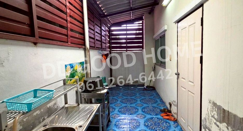 Casa adosada en venta de 3 habitaciones en Wang Noi, Phra Nakhon Si Ayutthaya
