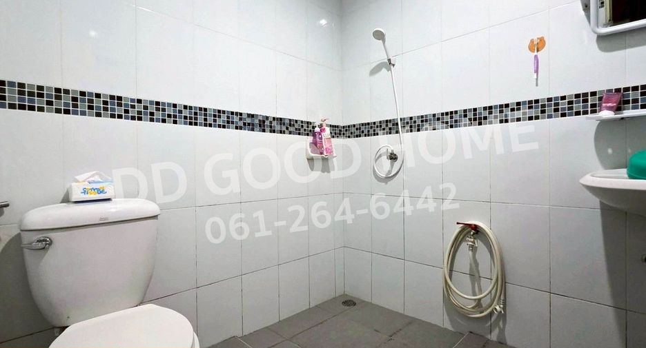Casa adosada en venta de 3 habitaciones en Wang Noi, Phra Nakhon Si Ayutthaya