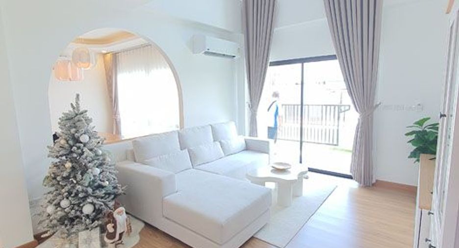Haus zum Kauf mit 3 Zimmer in Sai Noi, Nonthaburi
