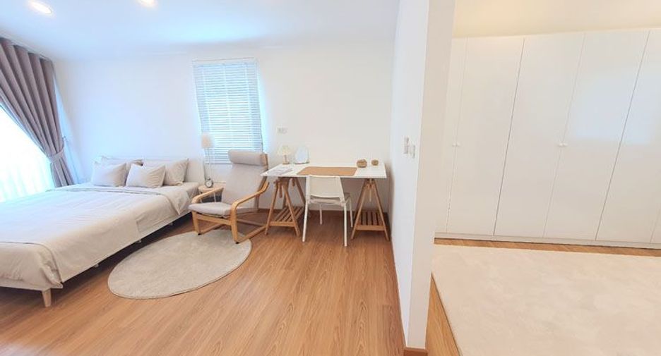 Haus zum Kauf mit 3 Zimmer in Sai Noi, Nonthaburi