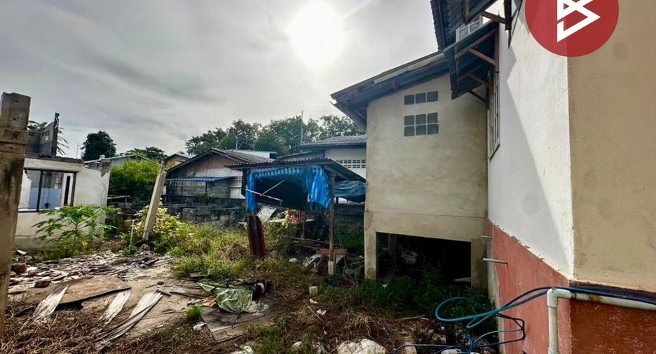Casa en venta de estudio en Mueang Nakhon Sawan, Nakhon Sawan