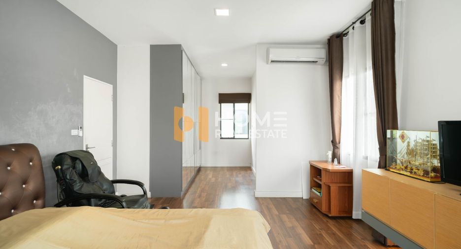For sale 4 bedrooms house in Prawet, Bangkok