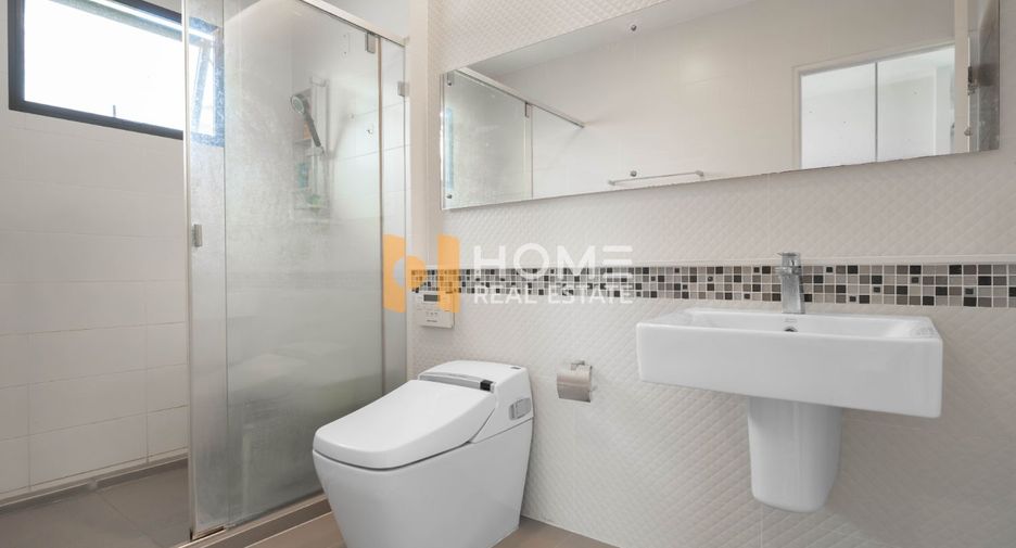 For sale 4 bedrooms house in Prawet, Bangkok