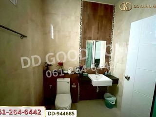 For sale 4 bedrooms house in Mueang Chiang Rai, Chiang Rai