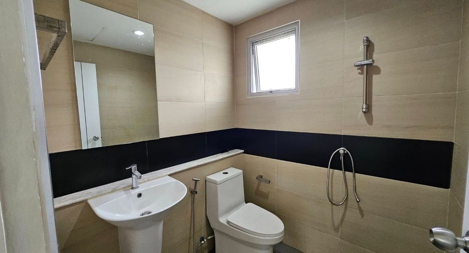 For rent 3 bedrooms house in Bang Kruai, Nonthaburi