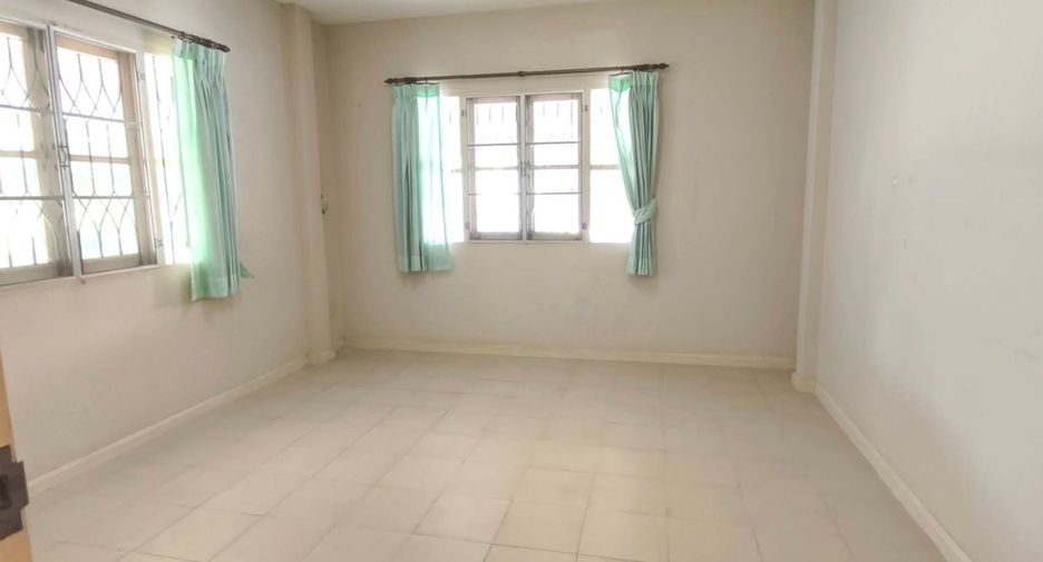 Casa en venta de 3 habitaciones en San Sai, Chiang Mai