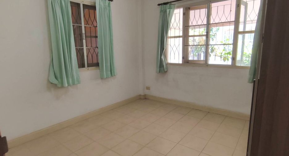 Casa en venta de 3 habitaciones en San Sai, Chiang Mai