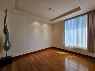 À louer 3 chambres condo à Pathum Wan, Bangkok