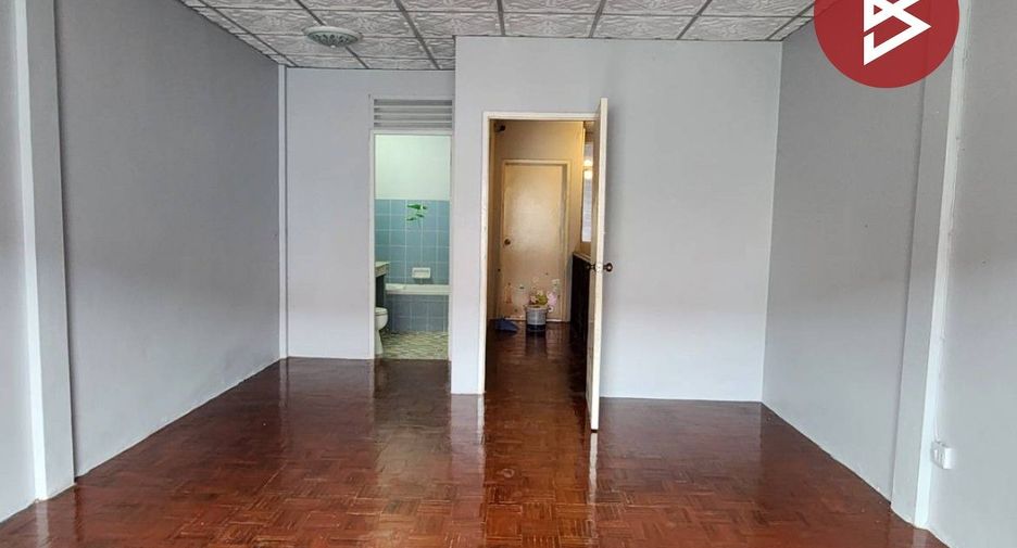 For sale 2 bedrooms townhouse in Sai Noi, Nonthaburi