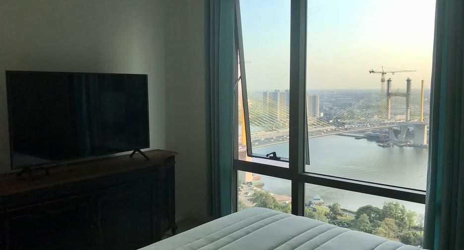 À louer 2 chambres condo à Yan Nawa, Bangkok