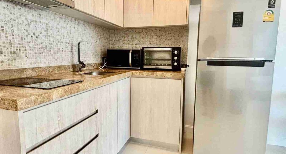 For sale 1 bed condo in Mueang Chon Buri, Chonburi