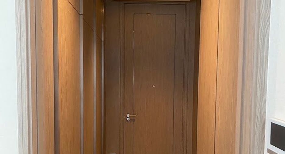 Wohnung zur Miete mit 2 Zimmer in Pathum Wan, Bangkok