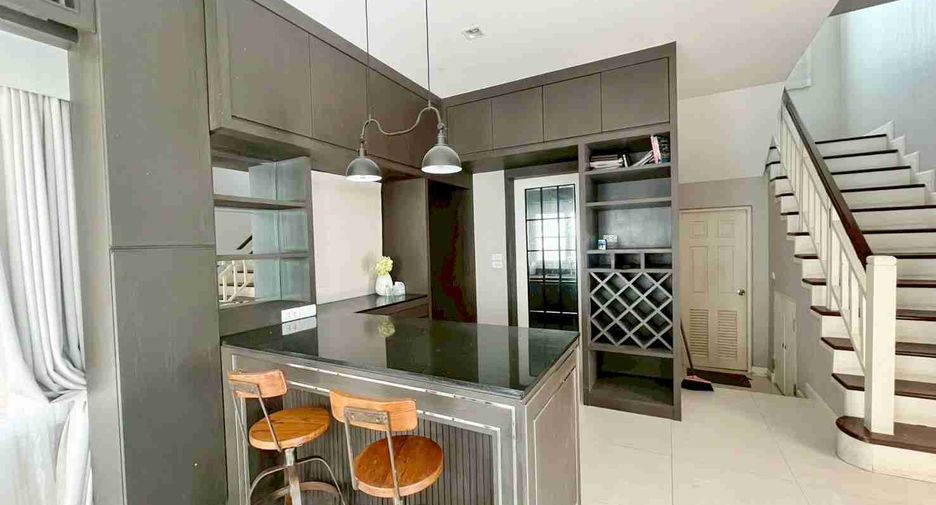 Casa en venta de 3 habitaciones en Prawet, Bangkok