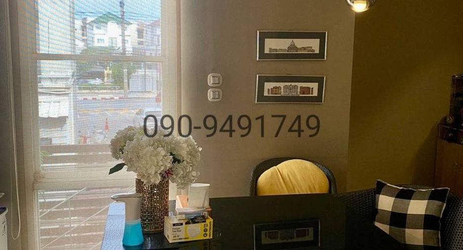 For rent 1 bed townhouse in Lat Phrao, Bangkok
