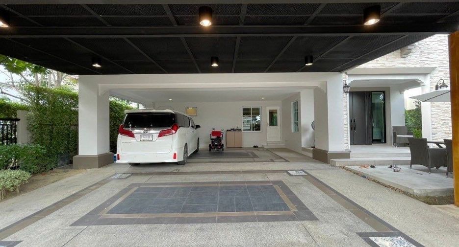 For rent 4 ベッドルーム house in Bang Khen, Bangkok