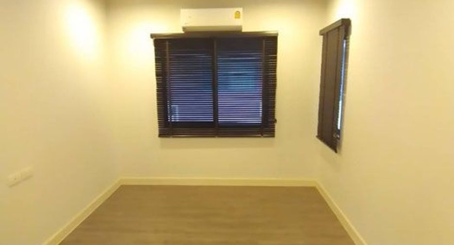For sale 3 bedrooms house in Pak Kret, Nonthaburi