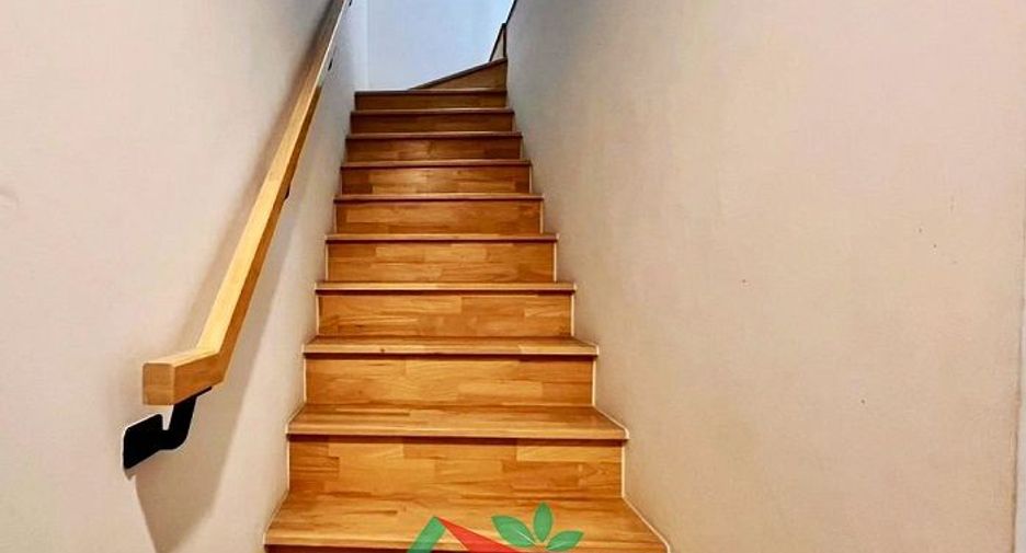 For sale 3 bedrooms townhouse in Bang Khen, Bangkok