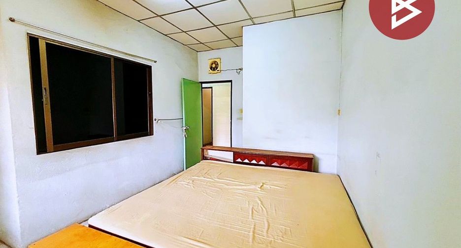 For sale 3 bedrooms retail Space in Bang Khae, Bangkok